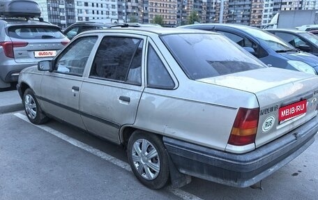 Opel Kadett E рестайлинг, 1988 год, 125 000 рублей, 7 фотография