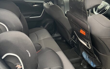 Toyota RAV4, 2020 год, 3 340 000 рублей, 11 фотография