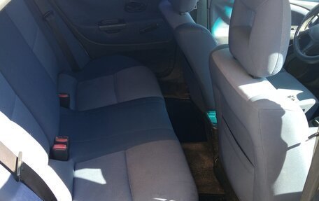 Mitsubishi Carisma I, 2002 год, 160 000 рублей, 9 фотография