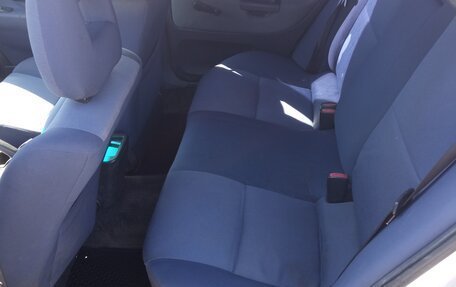 Mitsubishi Carisma I, 2002 год, 160 000 рублей, 7 фотография