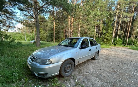 Daewoo Nexia I рестайлинг, 2010 год, 150 000 рублей, 3 фотография