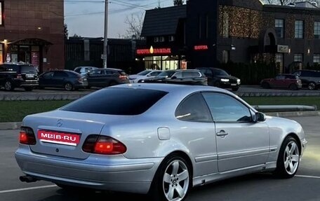 Mercedes-Benz CLK-Класс, 2000 год, 500 000 рублей, 11 фотография