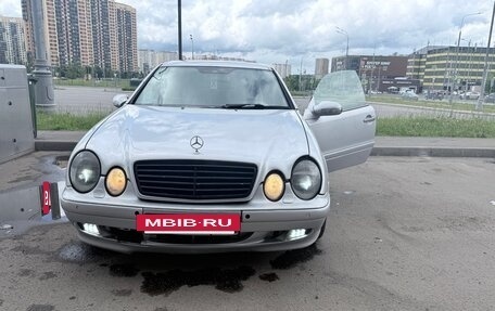 Mercedes-Benz CLK-Класс, 2000 год, 500 000 рублей, 6 фотография
