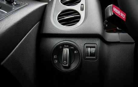 Volkswagen Tiguan I, 2013 год, 1 425 500 рублей, 13 фотография
