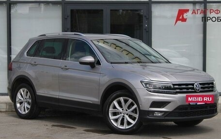 Volkswagen Tiguan II, 2020 год, 2 820 000 рублей, 6 фотография