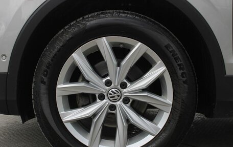 Volkswagen Tiguan II, 2020 год, 2 820 000 рублей, 14 фотография