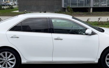 Toyota Camry, 2013 год, 1 570 000 рублей, 10 фотография