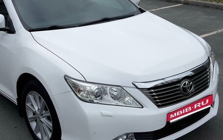 Toyota Camry, 2013 год, 1 570 000 рублей, 2 фотография