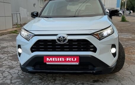 Toyota RAV4, 2021 год, 3 550 000 рублей, 25 фотография