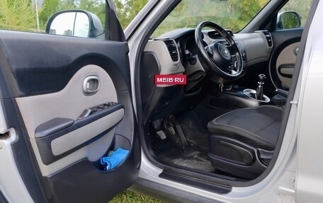 KIA Soul II рестайлинг, 2014 год, 1 150 000 рублей, 18 фотография