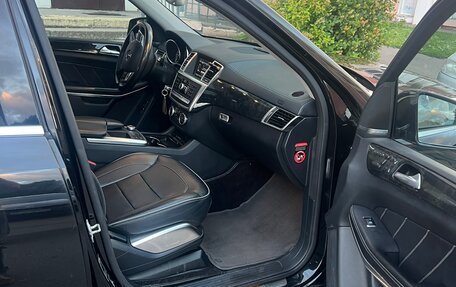 Mercedes-Benz GL-Класс, 2013 год, 2 500 000 рублей, 11 фотография