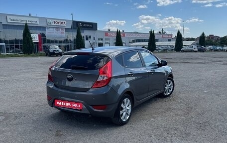 Hyundai Solaris II рестайлинг, 2012 год, 860 000 рублей, 8 фотография