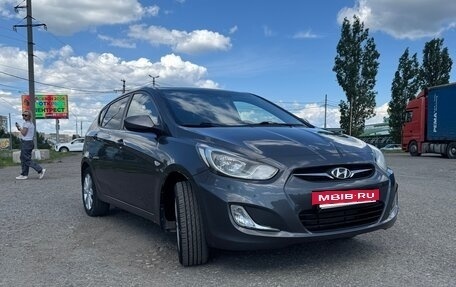 Hyundai Solaris II рестайлинг, 2012 год, 860 000 рублей, 6 фотография