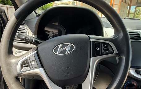 Hyundai Solaris II рестайлинг, 2012 год, 860 000 рублей, 15 фотография
