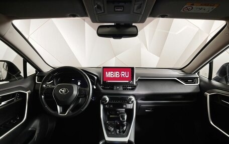 Toyota RAV4, 2020 год, 2 950 000 рублей, 14 фотография