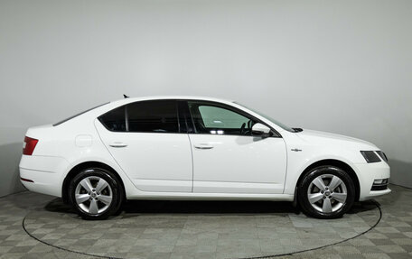 Skoda Octavia, 2018 год, 2 199 700 рублей, 5 фотография
