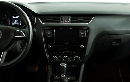 Skoda Octavia, 2018 год, 2 199 700 рублей, 15 фотография