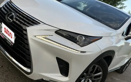 Lexus NX I, 2018 год, 3 150 000 рублей, 5 фотография