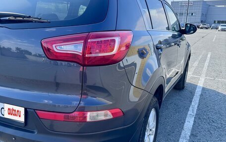 KIA Sportage III, 2010 год, 900 000 рублей, 6 фотография