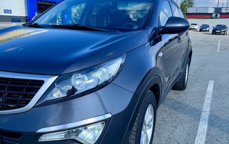 KIA Sportage III, 2010 год, 900 000 рублей, 2 фотография