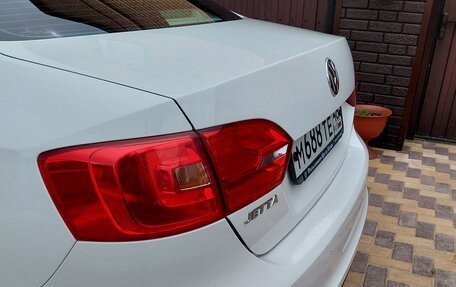 Volkswagen Jetta VI, 2012 год, 1 280 000 рублей, 5 фотография