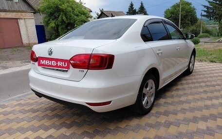 Volkswagen Jetta VI, 2012 год, 1 280 000 рублей, 12 фотография