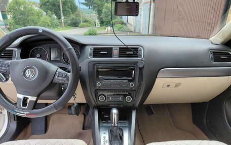 Volkswagen Jetta VI, 2012 год, 1 280 000 рублей, 16 фотография