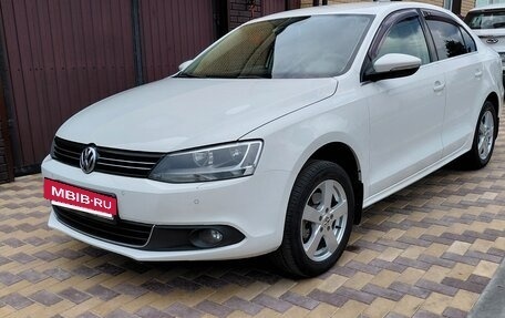 Volkswagen Jetta VI, 2012 год, 1 280 000 рублей, 14 фотография