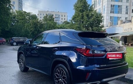 Lexus RX IV рестайлинг, 2019 год, 4 400 000 рублей, 3 фотография