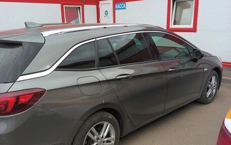 Opel Astra K, 2018 год, 970 000 рублей, 3 фотография