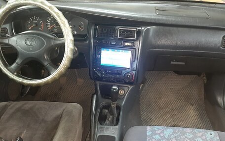 Toyota Carina, 1996 год, 250 000 рублей, 3 фотография