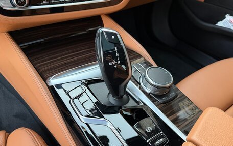 BMW 5 серия, 2021 год, 4 699 000 рублей, 15 фотография