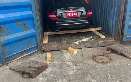 Mercedes-Benz C-Класс, 2011 год, 1 600 000 рублей, 1 фотография