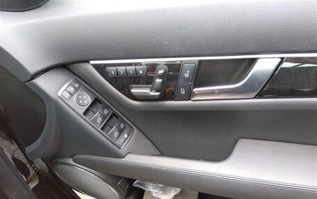 Mercedes-Benz C-Класс, 2011 год, 1 600 000 рублей, 15 фотография
