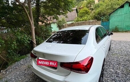 Mercedes-Benz A-Класс, 2019 год, 2 400 000 рублей, 4 фотография