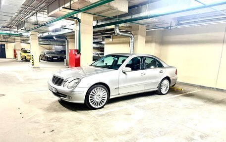 Mercedes-Benz E-Класс, 2002 год, 480 000 рублей, 2 фотография