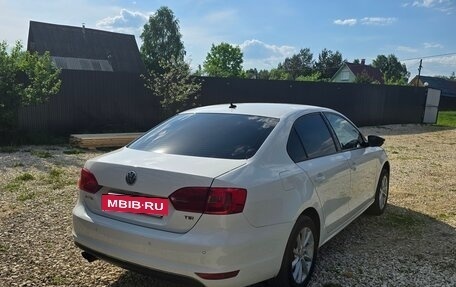 Volkswagen Jetta VI, 2013 год, 765 000 рублей, 4 фотография