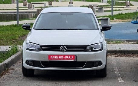 Volkswagen Jetta VI, 2013 год, 765 000 рублей, 5 фотография