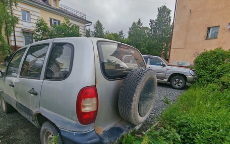 Chevrolet Niva I рестайлинг, 2006 год, 100 000 рублей, 4 фотография