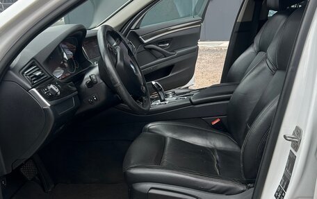BMW 5 серия, 2016 год, 1 700 000 рублей, 8 фотография