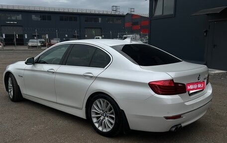 BMW 5 серия, 2016 год, 1 700 000 рублей, 4 фотография
