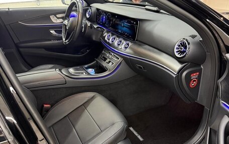 Mercedes-Benz E-Класс, 2020 год, 3 690 000 рублей, 3 фотография