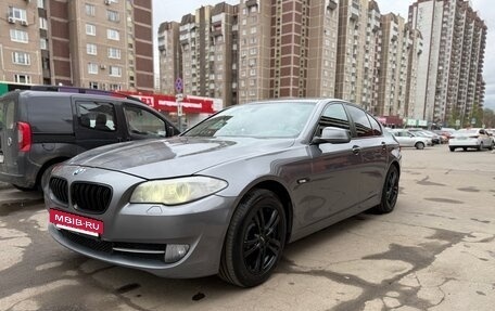 BMW 5 серия, 2012 год, 2 050 000 рублей, 2 фотография