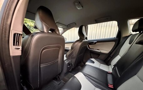 Volvo XC60 II, 2016 год, 1 820 000 рублей, 32 фотография