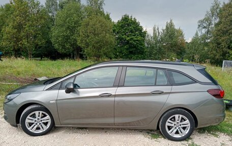 Opel Astra K, 2021 год, 1 240 000 рублей, 1 фотография