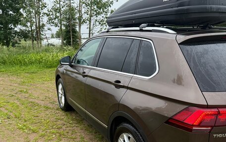 Volkswagen Tiguan II, 2018 год, 2 600 000 рублей, 28 фотография
