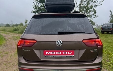 Volkswagen Tiguan II, 2018 год, 2 600 000 рублей, 33 фотография