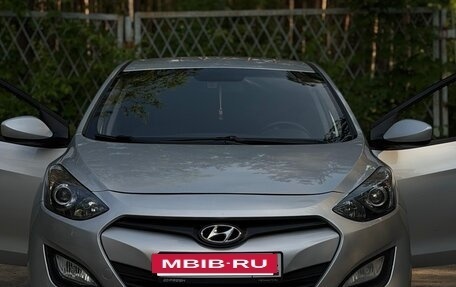 Hyundai i30 II рестайлинг, 2013 год, 850 000 рублей, 2 фотография