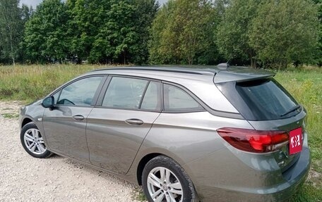 Opel Astra K, 2021 год, 1 240 000 рублей, 10 фотография