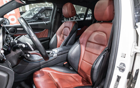 Mercedes-Benz GLC, 2016 год, 3 400 000 рублей, 26 фотография